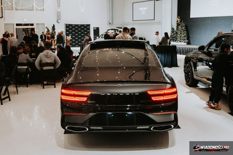Audi Q9 в Польше: сколько стоит и почему только дизель?