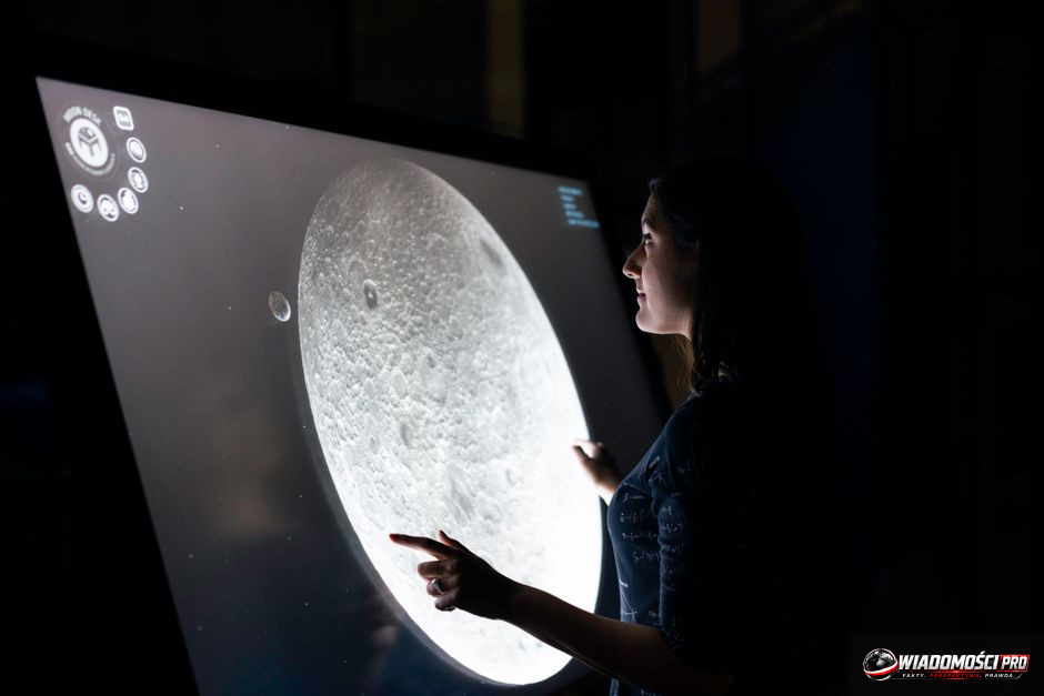Is there life on Europa? How much did the NASA mission cost?