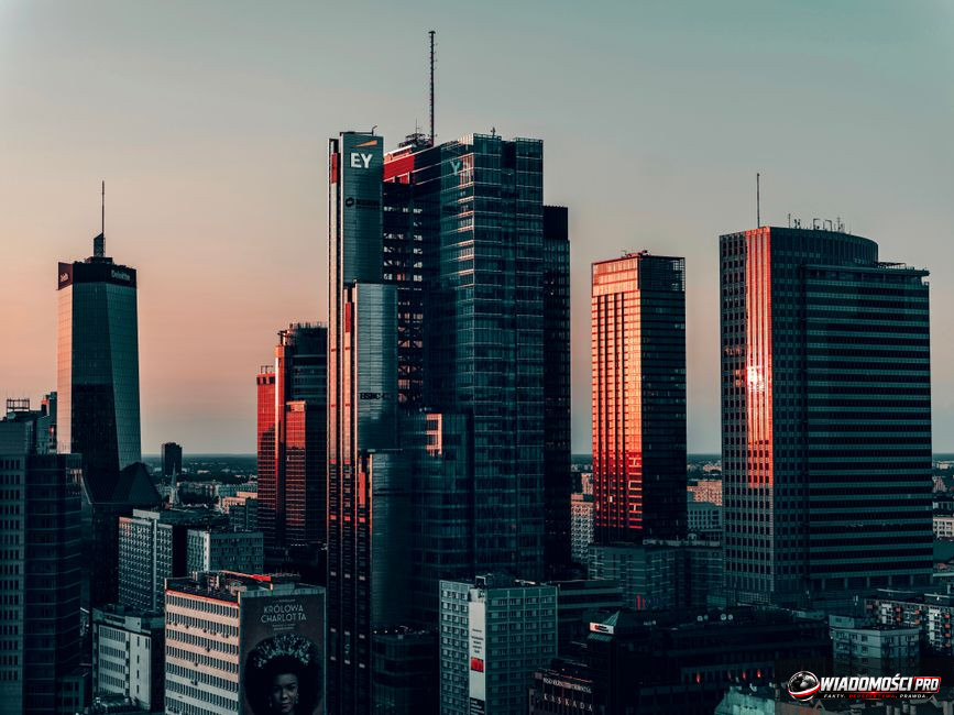 Czy stopy procentowe zostały utrzymane na poziomie 5,75 proc.?