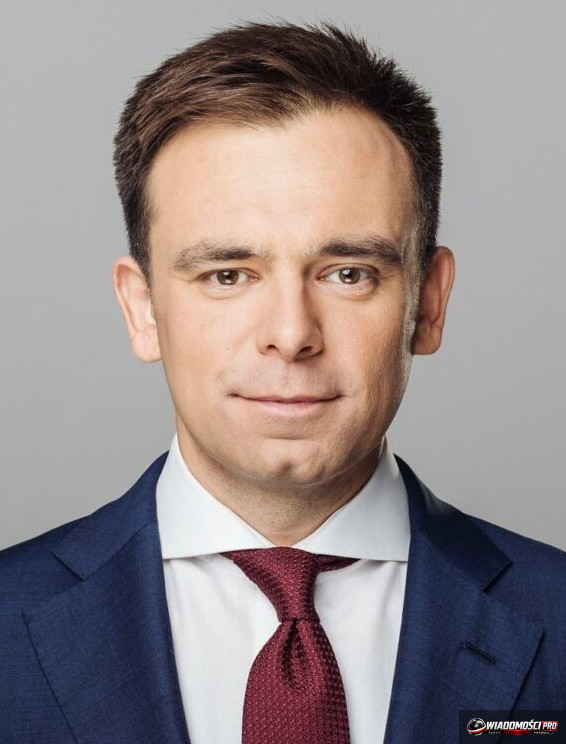 Чому президент блокує податок на прибутки паливних концернів?