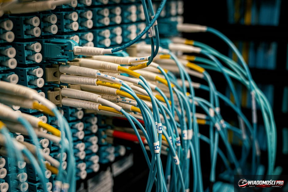 Сколько Deutsche Telekom заплатил за польские оптоволоконные сети?