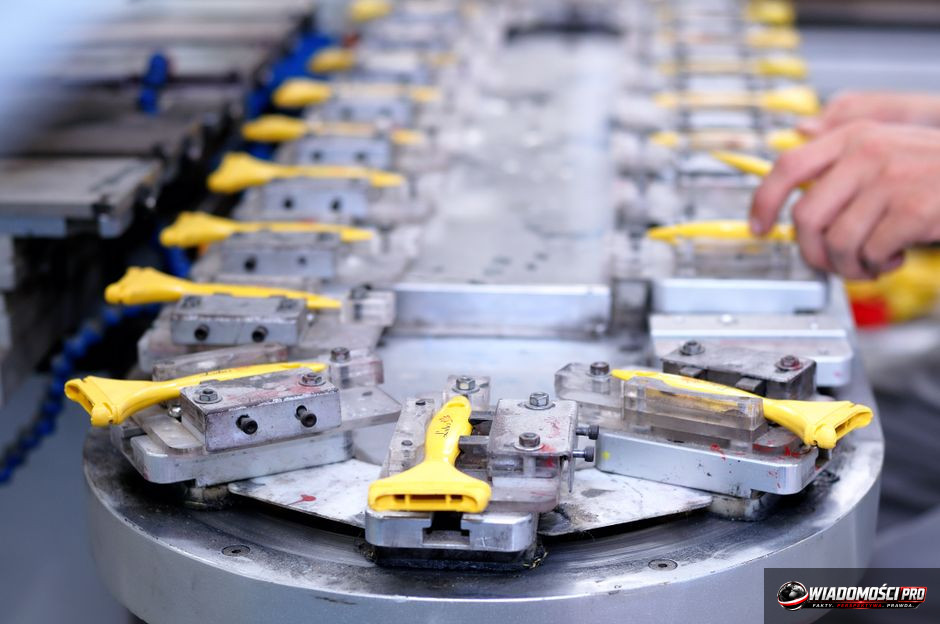 Automotive crisis: Will Polish companies survive the 310 million PLN debt?