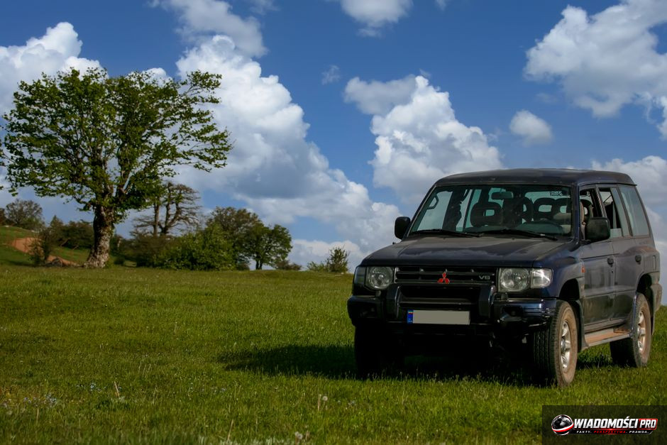 Mitsubishi Pajero 2026: Czy nowa terenówka z ramą Tritona to powrót legendy?