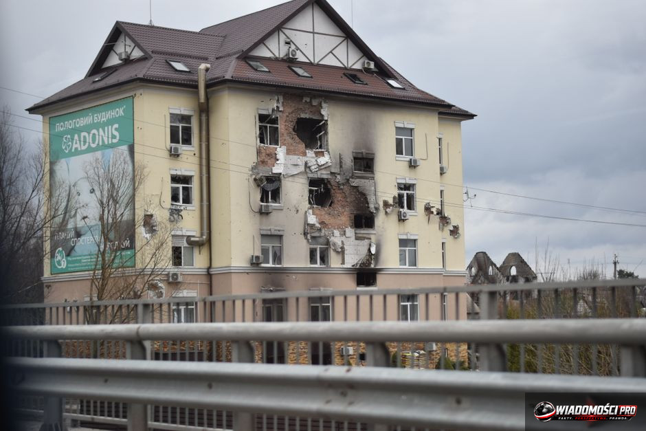 Rosyjskie ataki dronami: Zełenski alarmuje o nowej taktyce