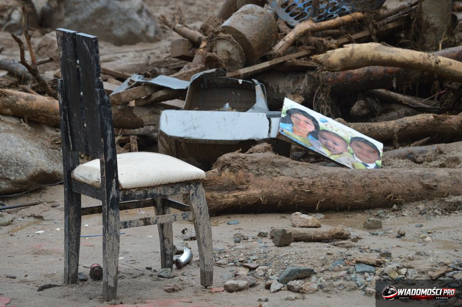 Tragedia w Nepalu: Ile osób zginęło i ilu turystów zaginęło?
